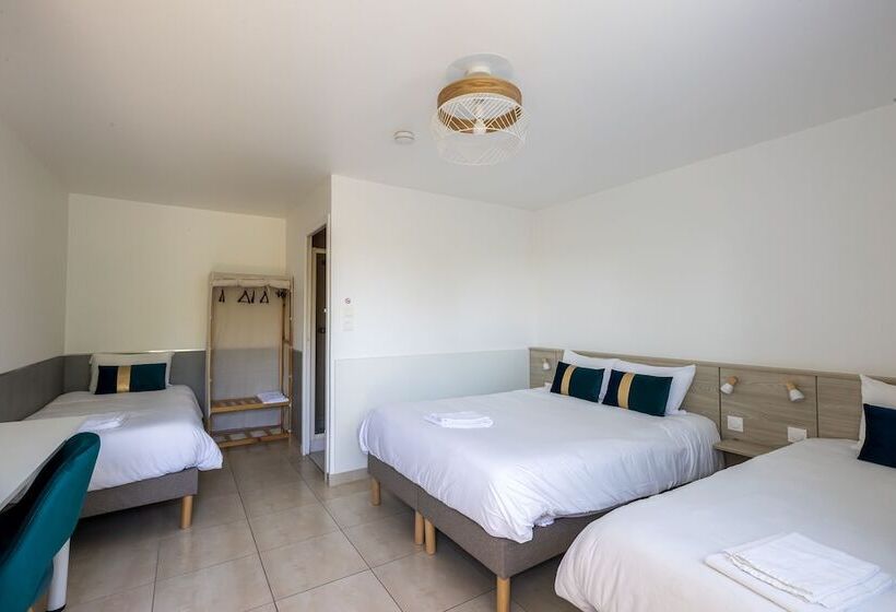 חדר סטנדרט לארבעה, Villa