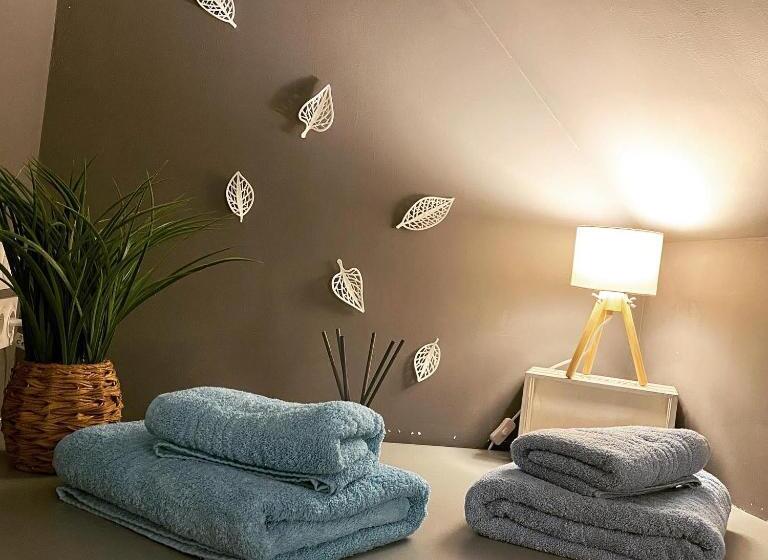 اتاق راحتی سه تخته, Au 10 Bed & Breakfast