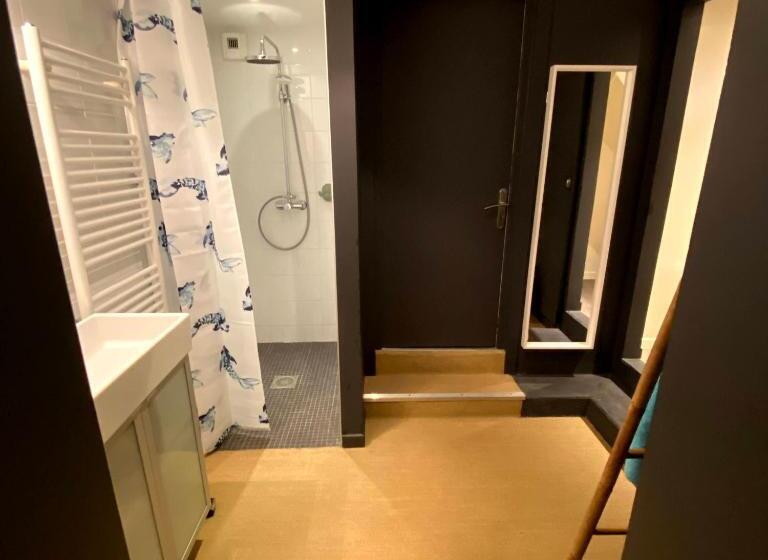 اتاق راحتی سه تخته, Au 10 Bed & Breakfast