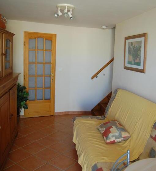 جناح عائلي, Douce France 82