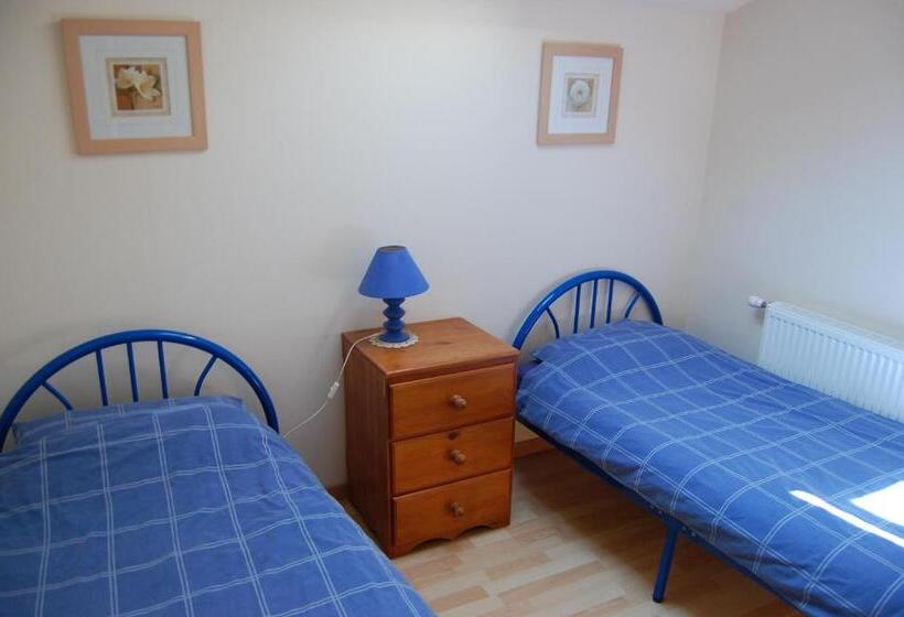 جناح عائلي, Douce France 82