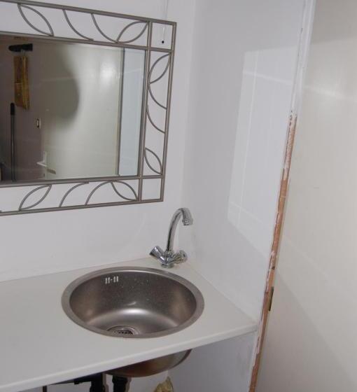 Family Suite, Douce France 82