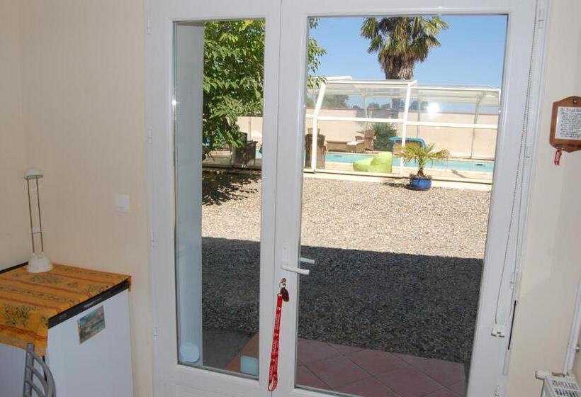 جناح عائلي, Douce France 82