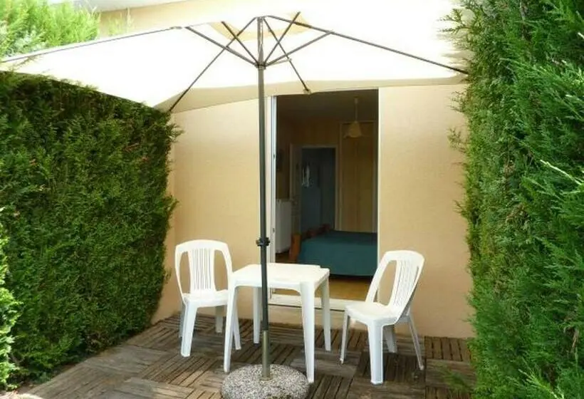 スタンダードルーム, Chambres D'hôtes De L'auraine