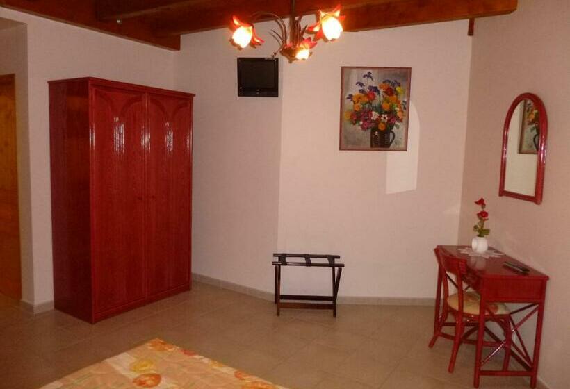 Номер Стандарт, Ferme Auberge Du Bessard