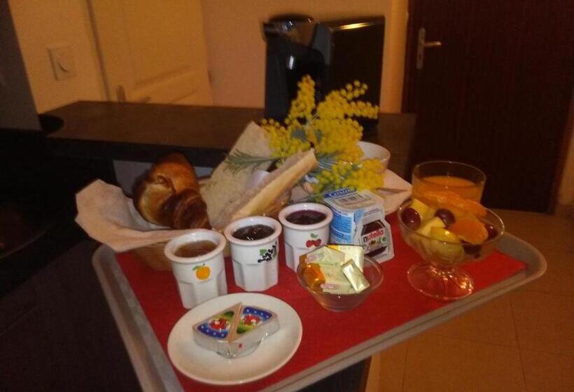 Студио Стандарт с Балконом, La Bastide Des Pins