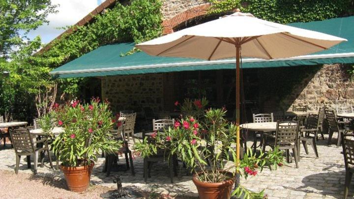 غرفة قياسية, La Ferme Aux Biches