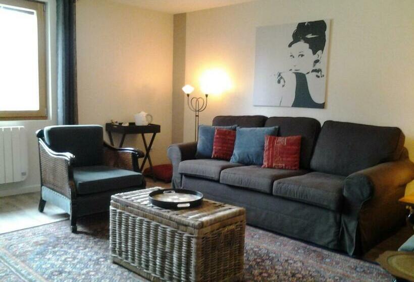 スイート, La Forestière