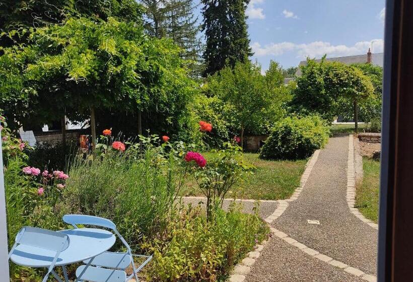 غرفة قياسية, La Varenne