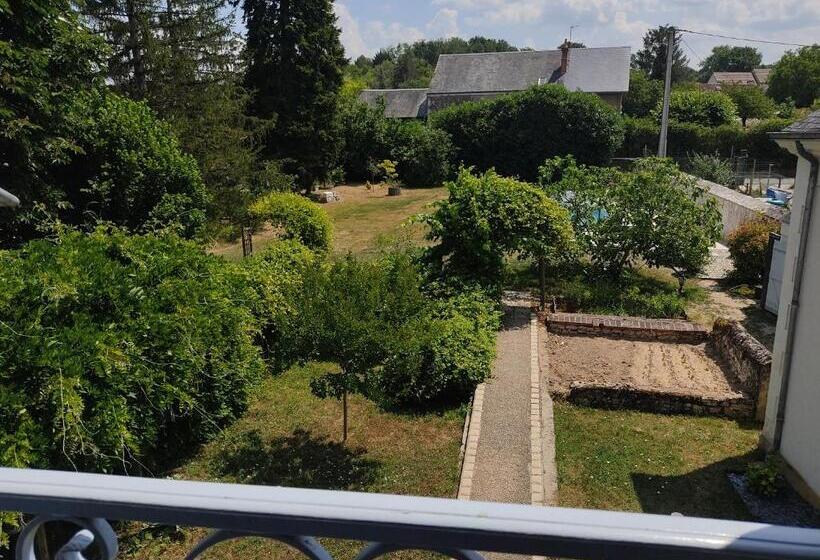 جناح عائلي, La Varenne