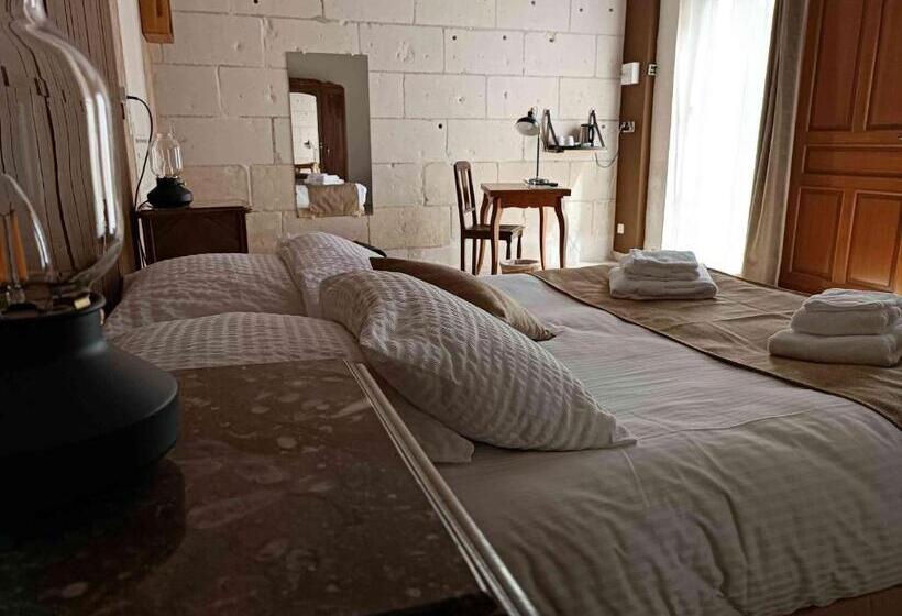 غرفة قياسية, La Varenne