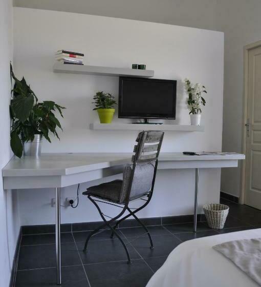 غرفة قياسية, Le Mas De Plein Pagnier