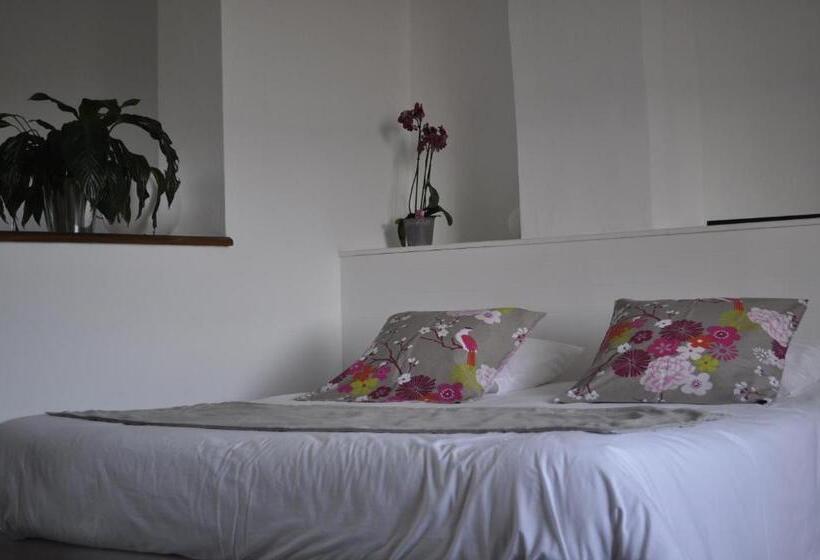 غرفة قياسية, Le Mas De Plein Pagnier