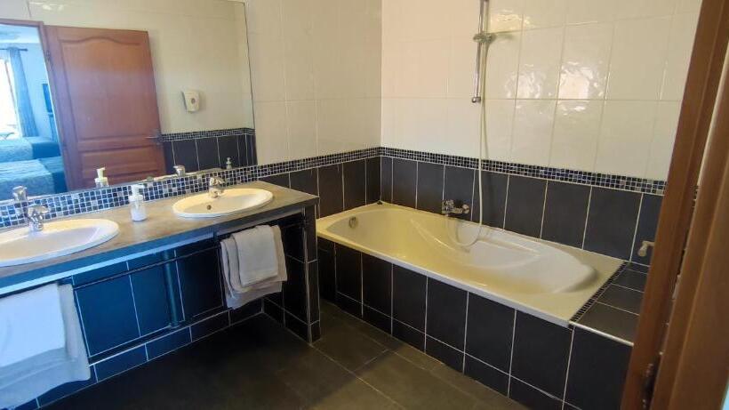 Standard Neljän Hengen Huone Merinäkymä, Stella Maris