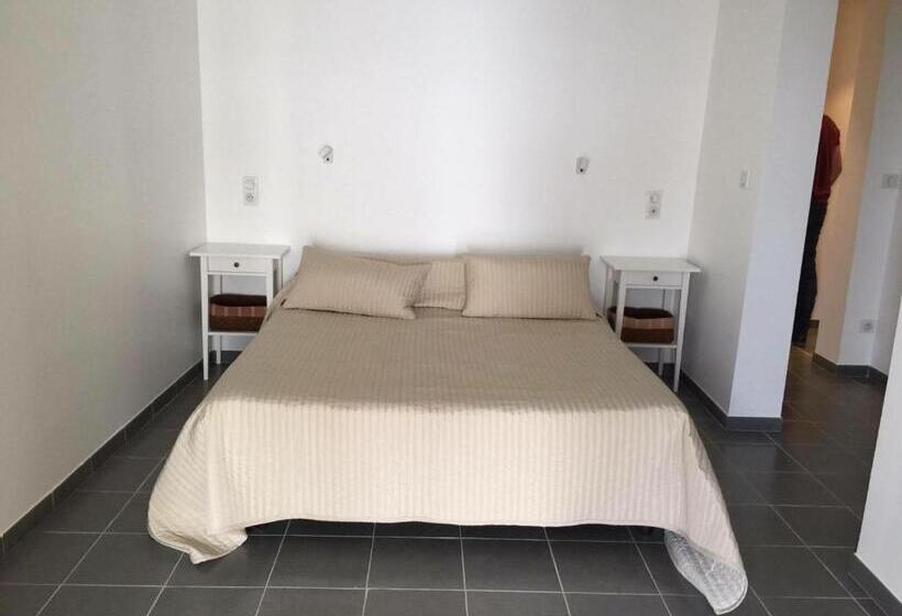 Superior Neljän Hengen Huone, Stella Maris