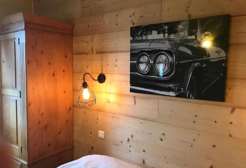 标准三人间, Abel Hôtel