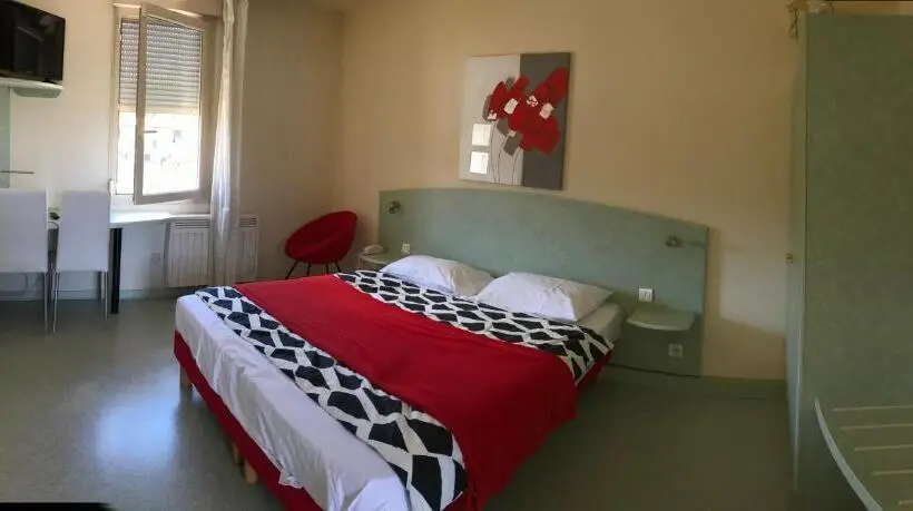 Standard Yhden Hengen Huone, Abel Hôtel