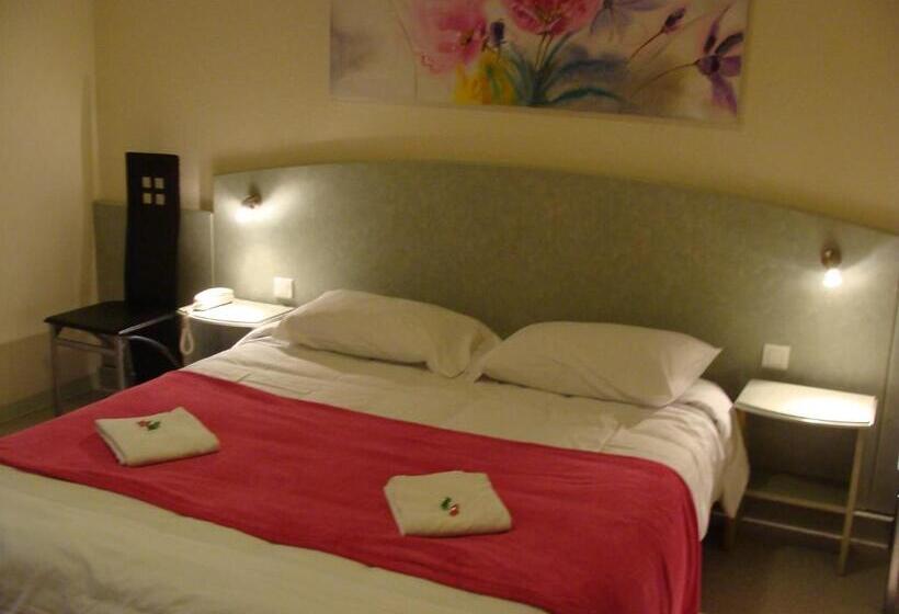 残疾人使用的带特大床的标准间, Abel Hôtel