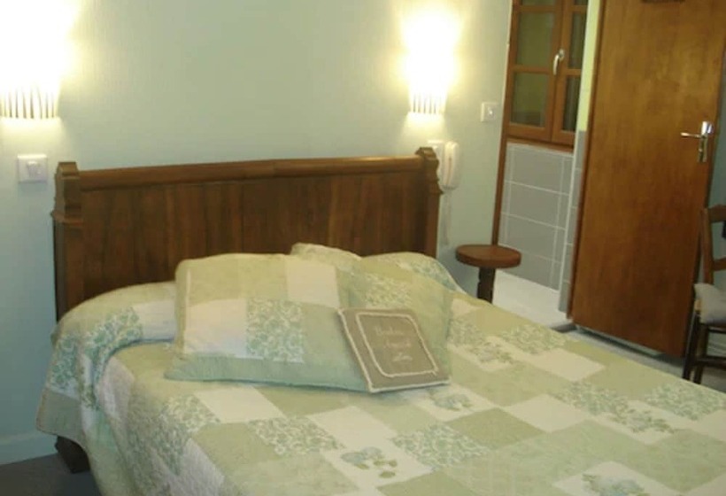 스탠다드 룸, Auberge Aux Portes De Conques