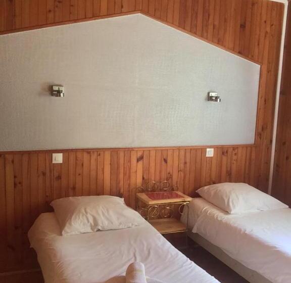 اتاق استاندارد, Auberge Du Virage