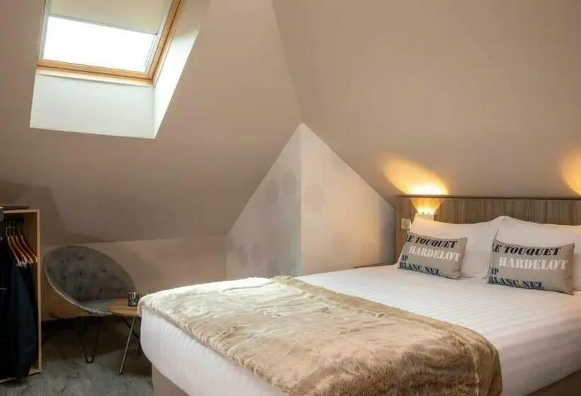 Juniorsviitti, Cocoon Inn