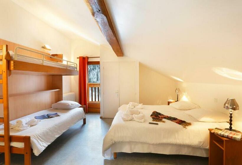 Четырехместный Номер Стандарт, Hôtel Le Génépi