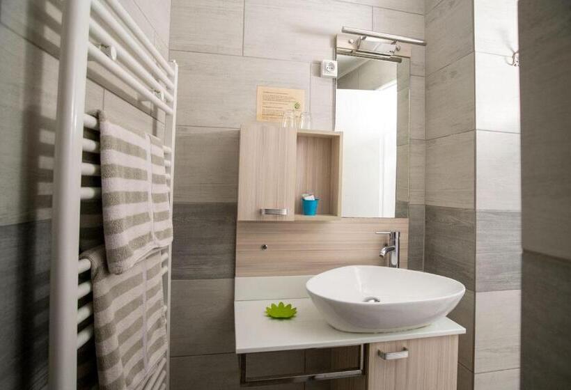 스탠다드 룸 가든 전망, Hôtel Les Orangers