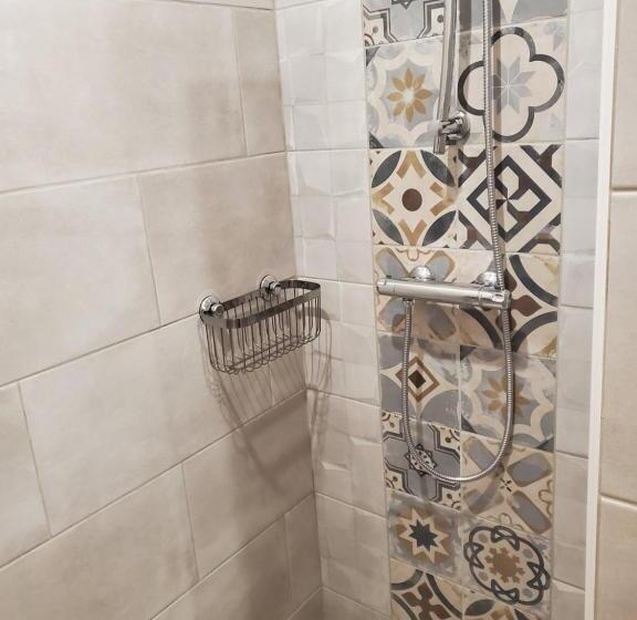 스탠다드 테라스 룸, Hôtel Les Orangers