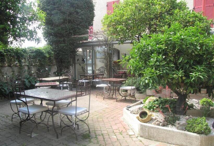 标准房带园景, Hôtel Les Orangers