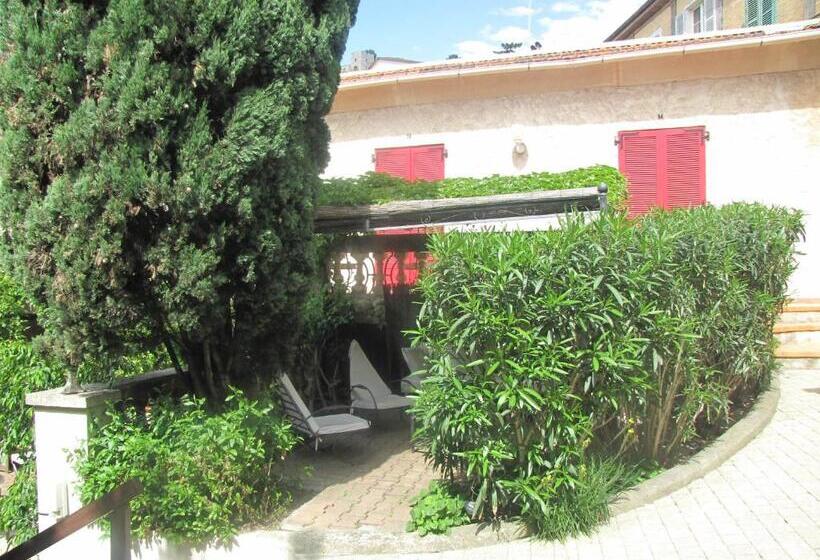带大床的豪华间, Hôtel Les Orangers