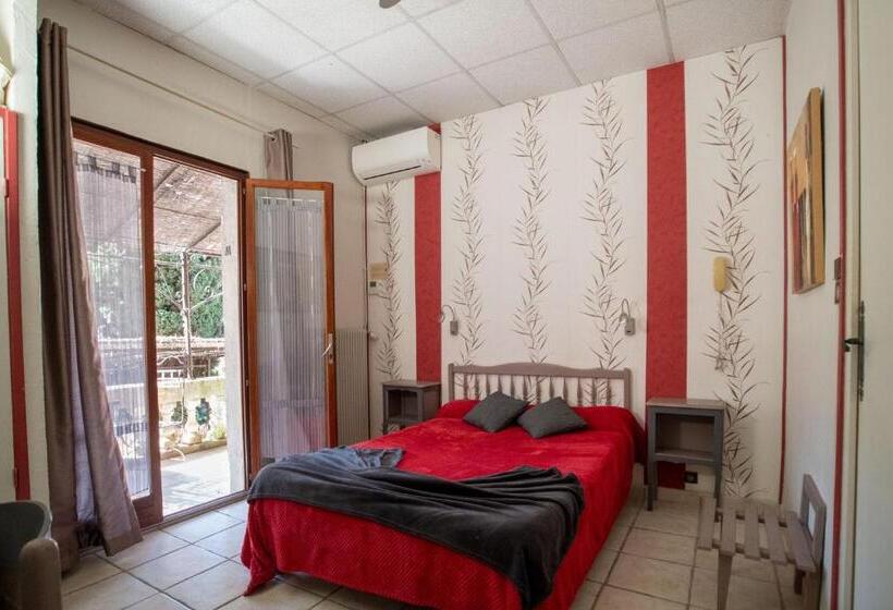 스탠다드 테라스 룸, Hôtel Les Orangers