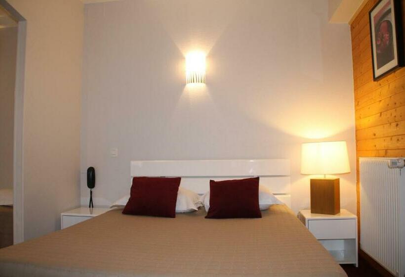 三人经典房间, Hôtel Rivière