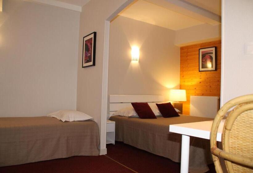 四人标准间, Hôtel Rivière