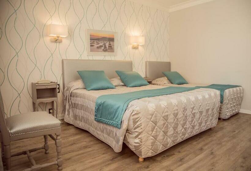 غرفة قياسية بالطابق الأرضى, La Côte Bleue