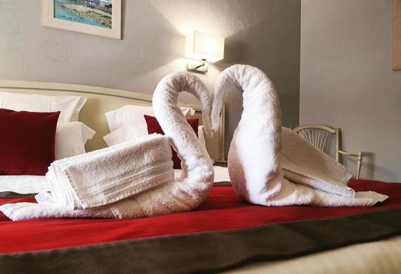 غرفة قياسية ذات إطلالة, La Côte Bleue