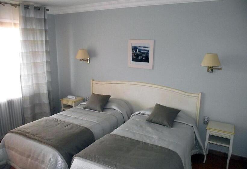 غرفة قياسية مطلّة علي الحديقة, La Côte Bleue