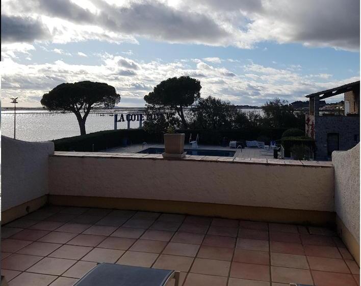 غرفة قياسية ذات إطلالة, La Côte Bleue