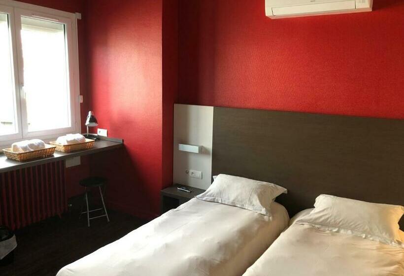 スタンダードルーム, La Hourquie Café