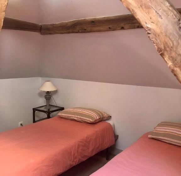 منزل غرفة نوم واحدة, Chateau D  Emalleville