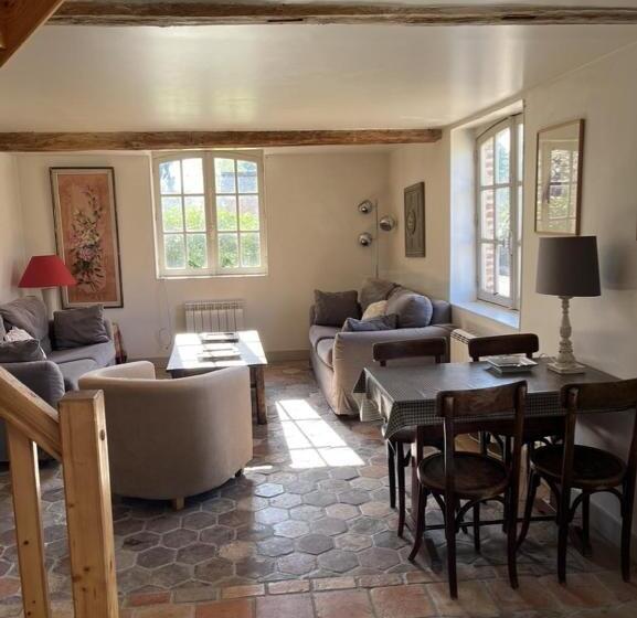 منزل غرفة نوم واحدة, Chateau D  Emalleville