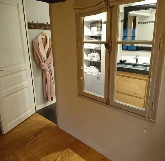 コンフォートルーム, Côté Jardin Chambres D Hôtes
