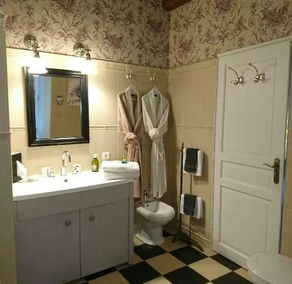 スーペリアールーム, Côté Jardin Chambres D Hôtes