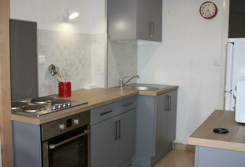 1间卧室的房子, Domaine De Lesvaniel