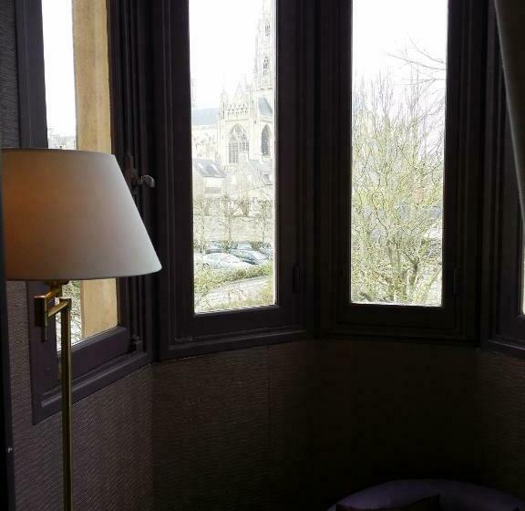 Superior  Værelse m. Balkon, Le Castel Guesthouse