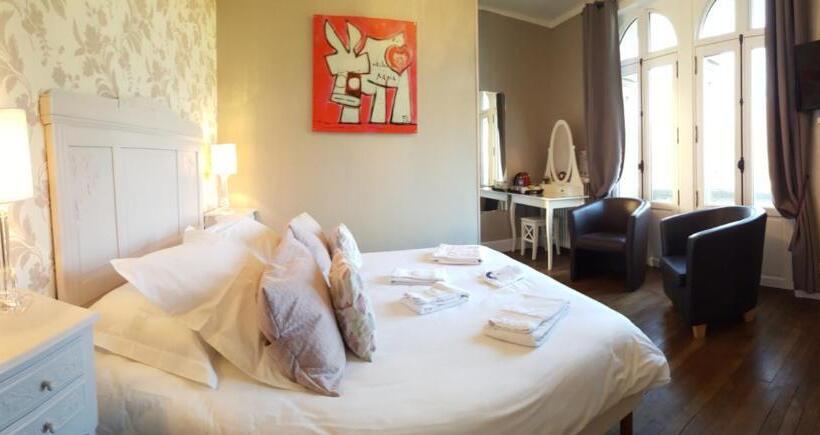 Standard Værelse m. Balkon, Le Castel Guesthouse