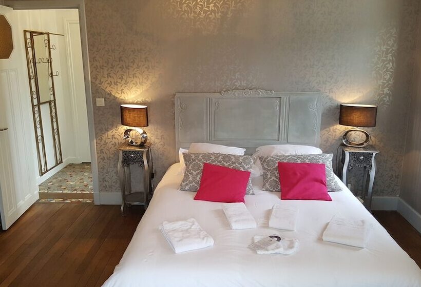 Superior Room with Terrace, Le Castel Guesthouse