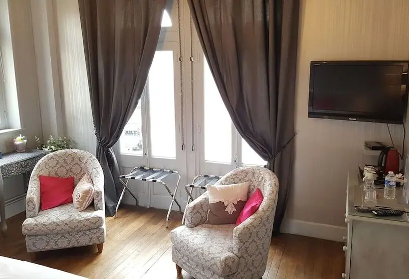 テラス付スーペリアルーム, Le Castel Guesthouse