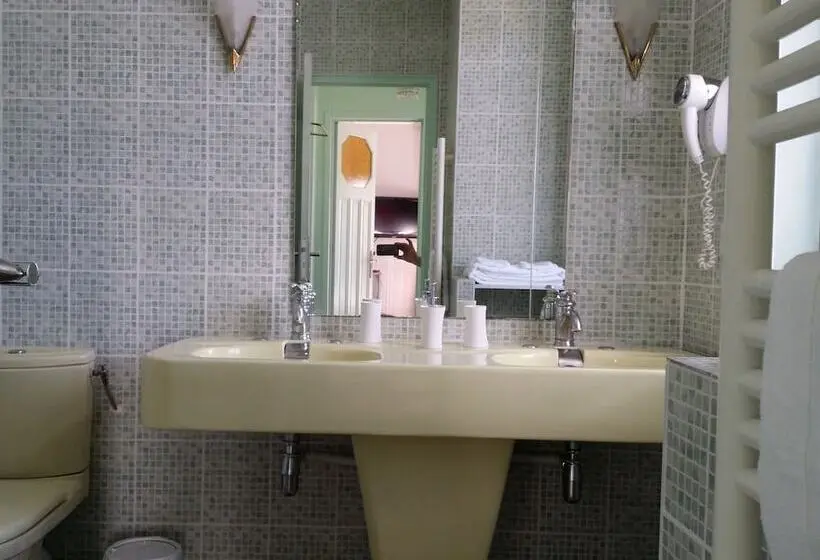 テラス付スーペリアルーム, Le Castel Guesthouse