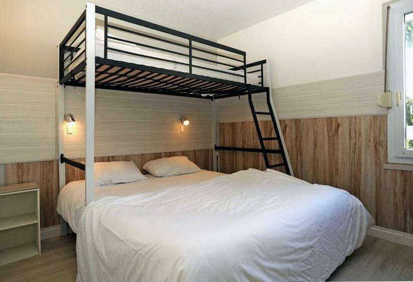 غرفة قياسية ثلاثية, Fasthotel La Roche Sur Yon