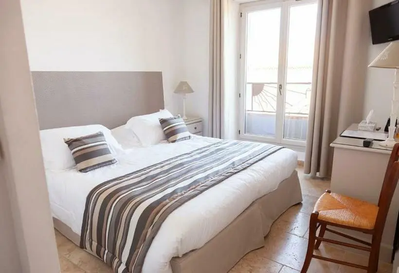 シングルデラックスルーム, Auberge Du Vieux Château